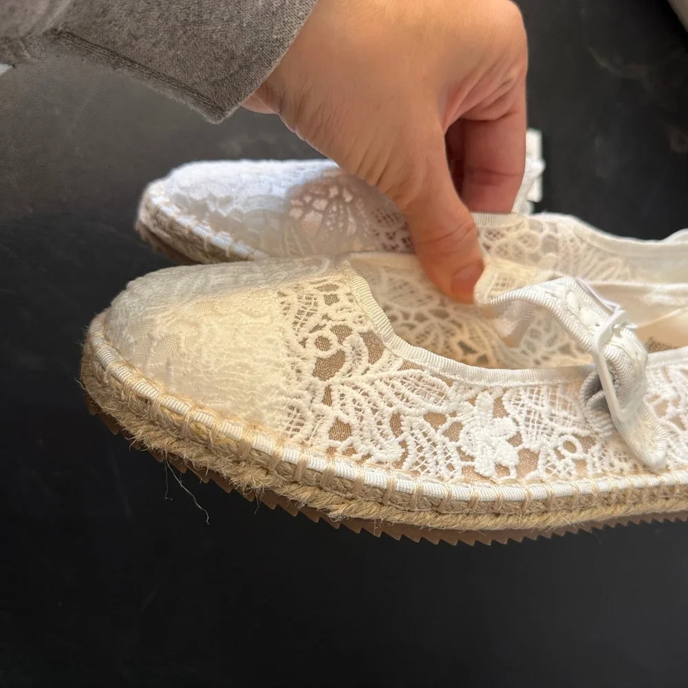 Art Class Kids White Lace Mary Jane‎ Espadrille Flats Size 5 Coquette NEW
